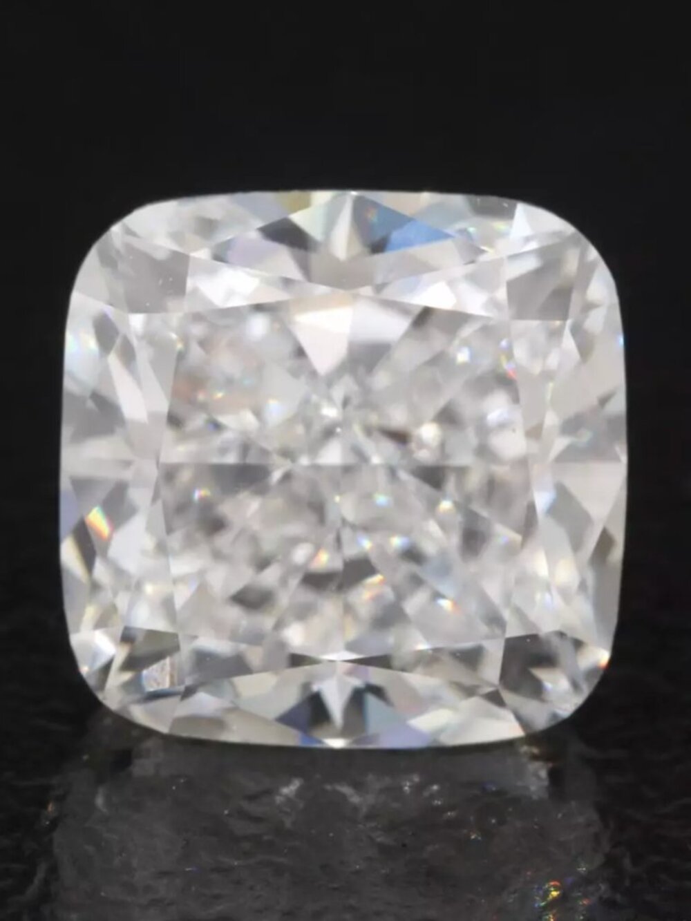 IGI Certified Loose Diamond 5.08 Ct Square Cushion Brilliant Excellent E/VVS2